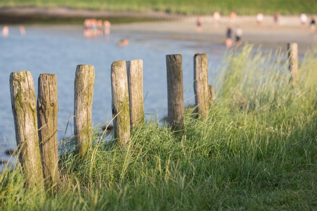 6 persoons vakantiehuis met sauna, dichtbij zee Sint-Annaland Buitenkant foto